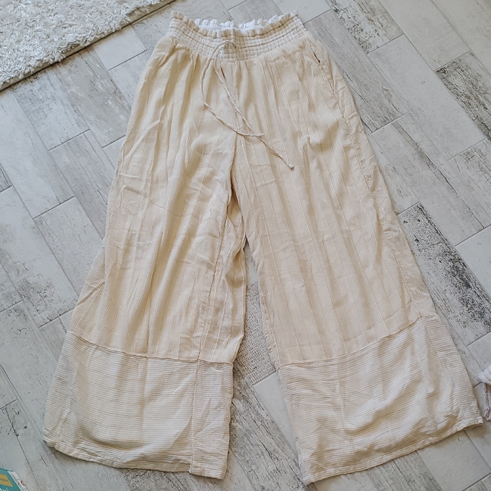 American Eagle Outfitters Butter Yellow White Pinstripe Wide-Leg Pants Small